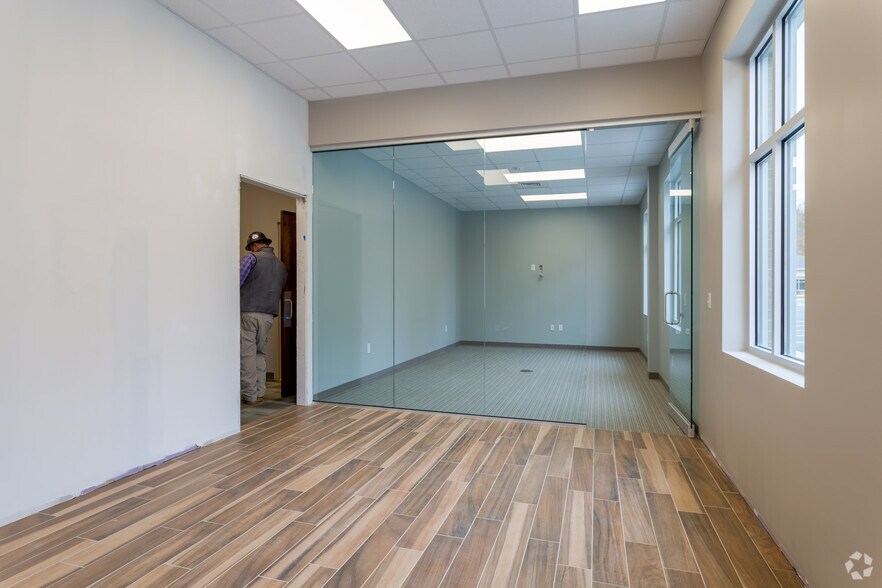 More Photos Of 2041-2053 Energy Dr, Apex Light Manufacturing For Lease