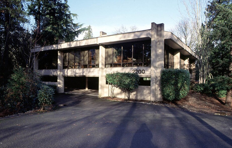 Primary Photo Of 2200 112th Ave NE, Bellevue Office For Lease