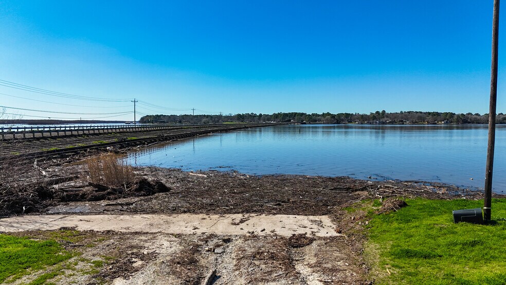 More Photos Of 116 Steinback Ave, Trinity Marina For Sale