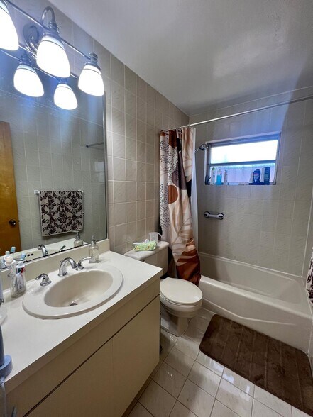 More Photos Of 2752 SW 3rd St, Miami Multifamily For Sale