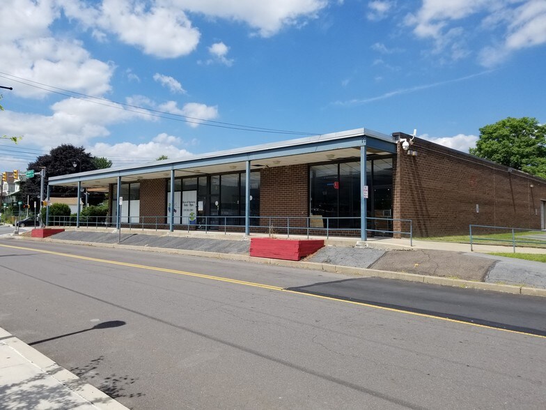More Photos Of 302 N Empire Ct, Wilkes Barre General Retail For Lease