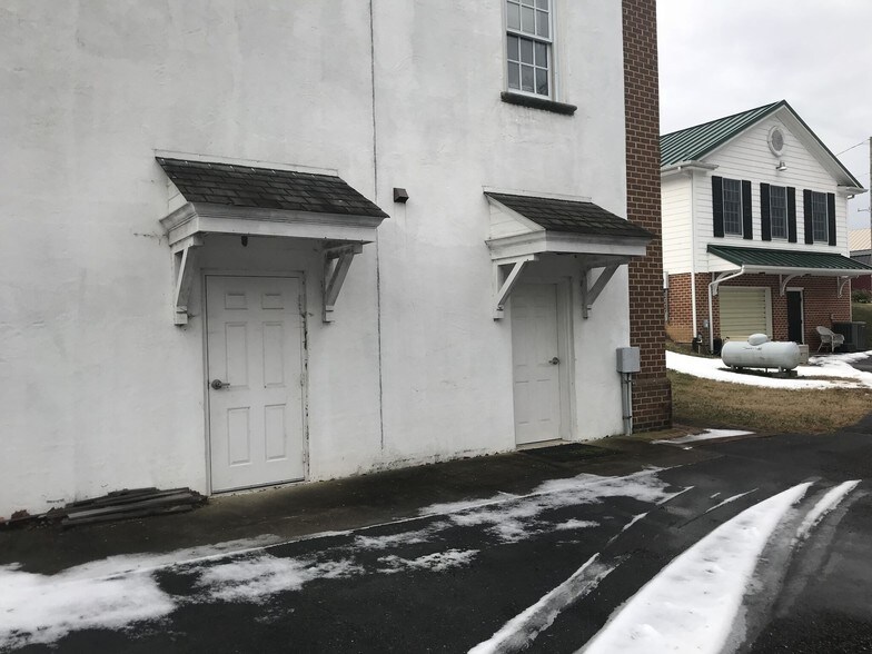 More Photos Of 15885 Kings Hwy, Montross Office For Sale
