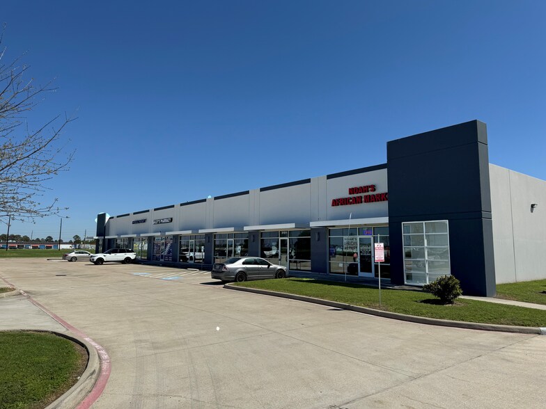 More Photos Of 21211 FM 529 Rd, Cypress Storefront For Lease