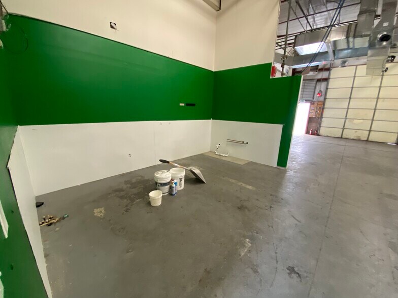 More Photos Of 6899 Pecos St, Denver Warehouse For Lease