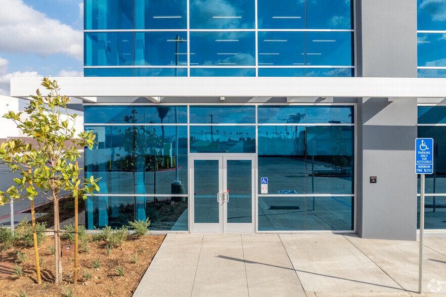 More Photos Of 10840 Norwalk Blvd, Santa Fe Springs Unknown For Lease