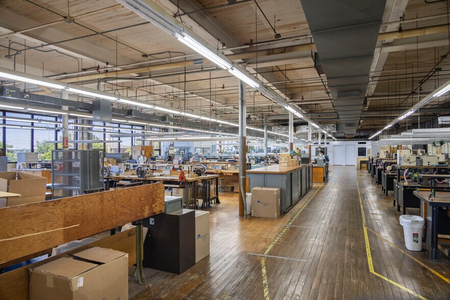 More Photos Of 735 Allens Ave, Providence Industrial For Sale