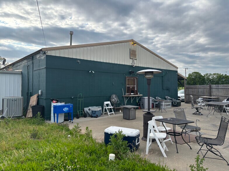 More Photos Of , Garden City General Retail For Sale