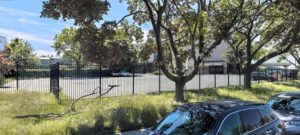 Primary Photo Of 90-26 Grand Central Pkwy, East Elmhurst Land For Sale