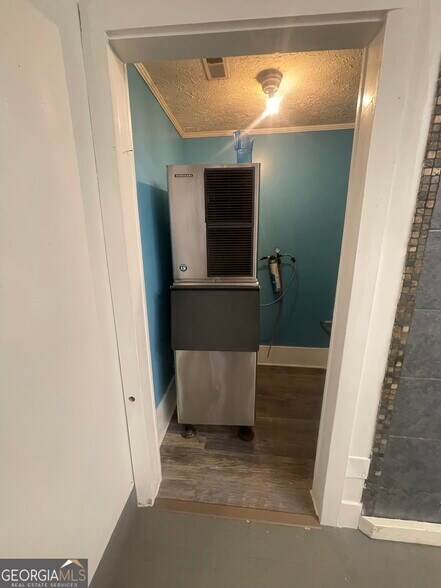 More Photos Of 406 N Piedmont Ave, Rockmart Restaurant For Sale