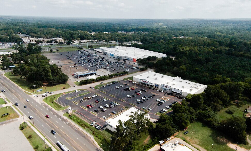 More Photos Of 4608-4610 North St, Nacogdoches Unknown For Lease