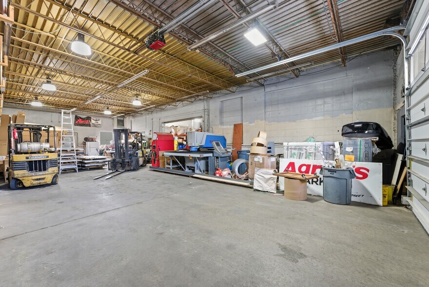 More Photos Of 740 High St, Holyoke Freestanding For Sale