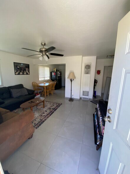 More Photos Of 1947-1949 H St, Sparks Apartments For Sale