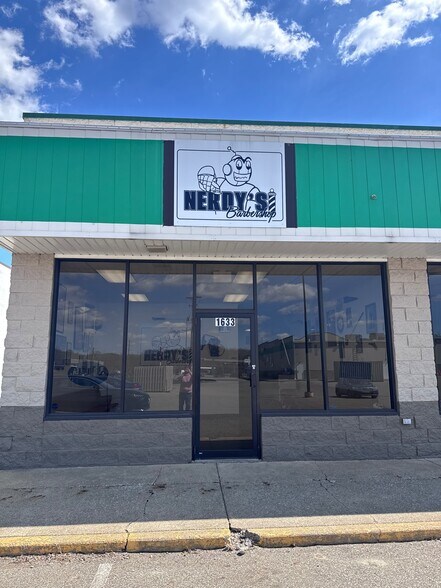 Primary Photo Of 1633 S Washington St, Millersburg Freestanding For Lease