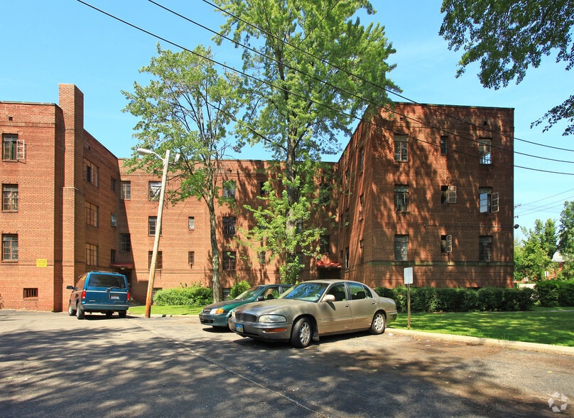 More Photos Of 2360 Noble Rd, Cleveland Heights Apartments For Sale