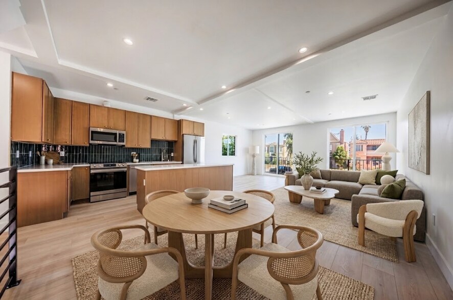 More Photos Of 1259 S Longwood Ave, Los Angeles Apartments For Sale