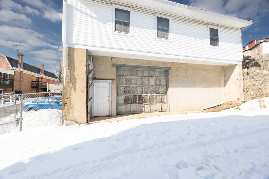 More Photos Of 67-73 Harry St, Conshohocken Office For Lease