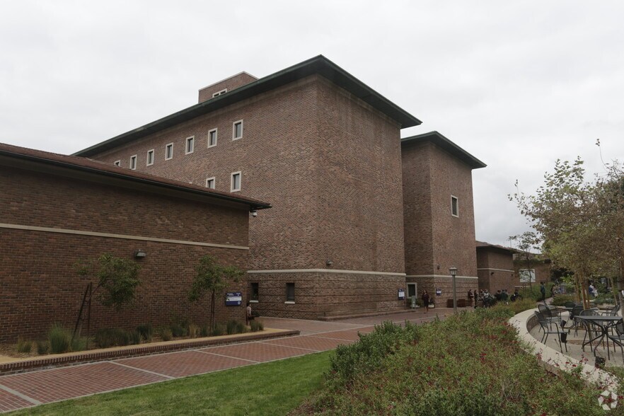 More Photos Of 1000 S Fremont Ave, Alhambra Unknown For Lease