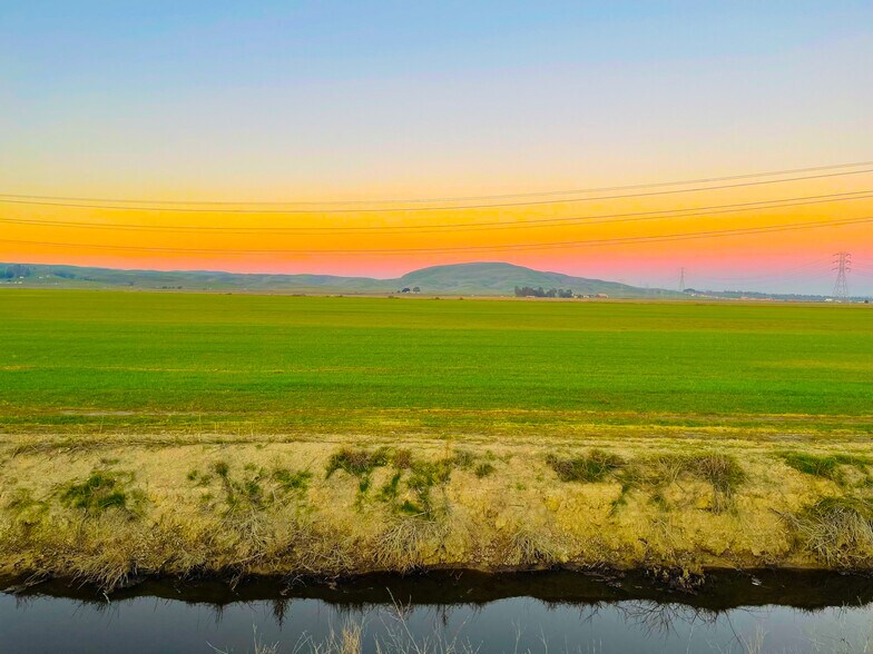 More Photos Of 3900 Hwy 37, Petaluma Land For Lease