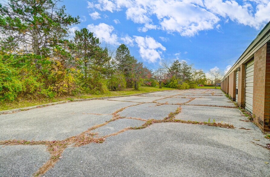 More Photos Of 133 W Hebble Ave, Fairborn Carwash For Sale