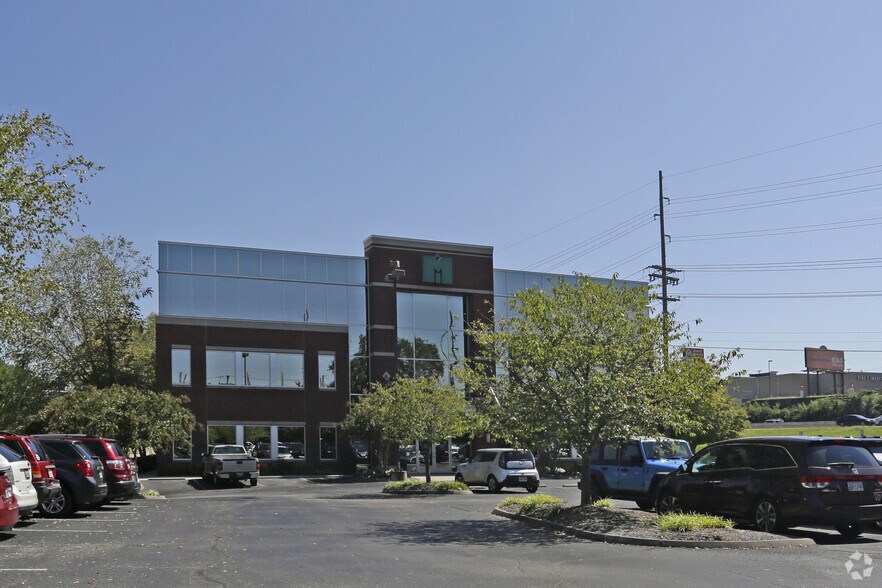 More Photos Of 8320 E Walker Springs Ln, Knoxville Office For Lease
