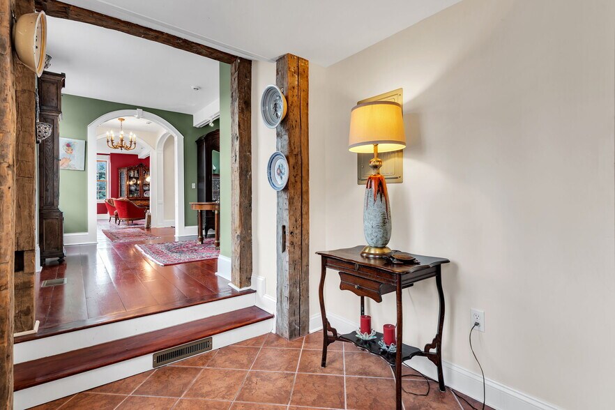 More Photos Of 137 Stockton St, Hightstown Flex For Sale