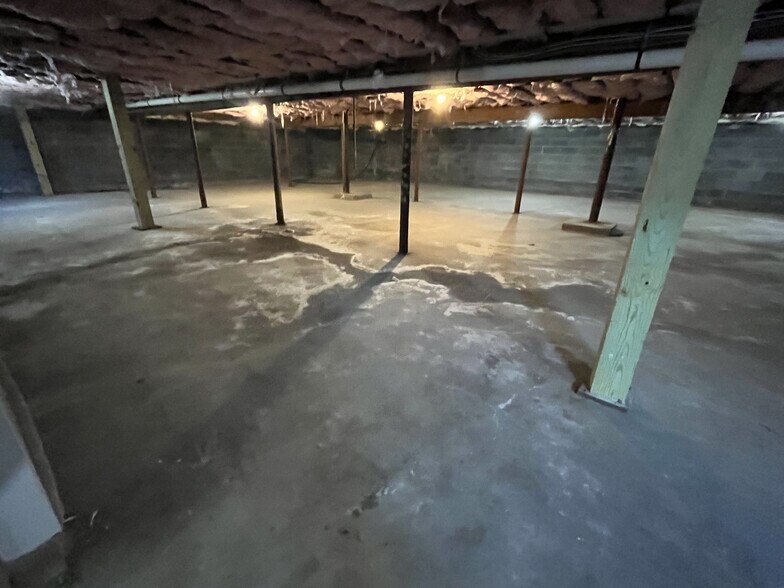 More Photos Of 192 Ny-17, Tuxedo Park Restaurant For Lease