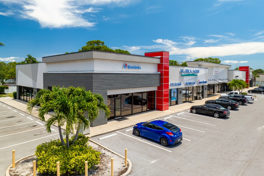 Primary Photo Of 800 E Bay Dr, Largo General Retail For Lease