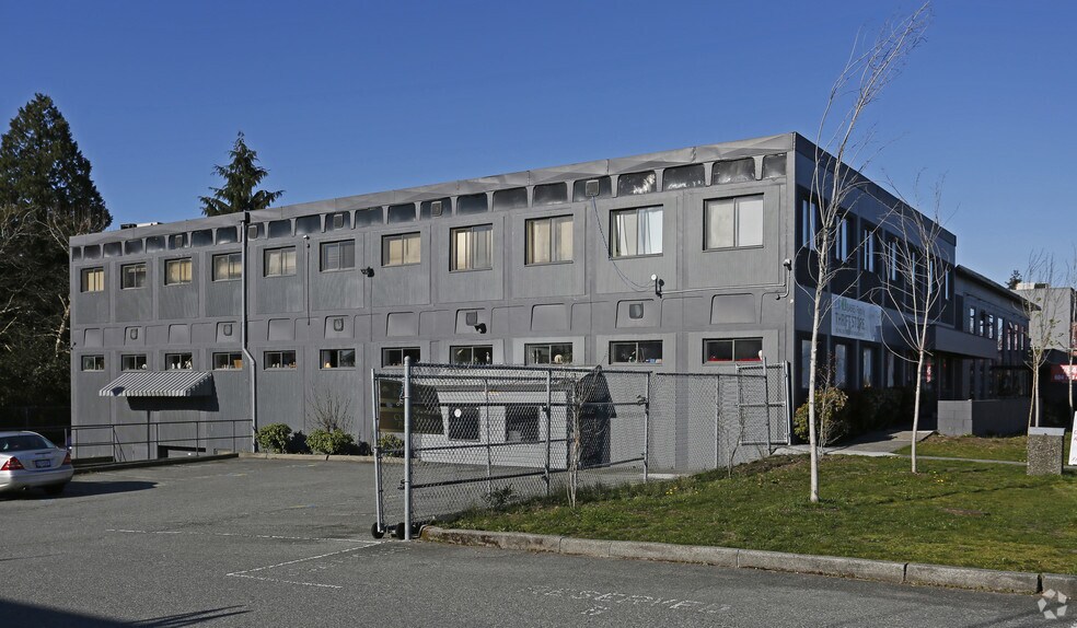 More Photos Of 7825 Edmonds St, Burnaby Flex For Lease
