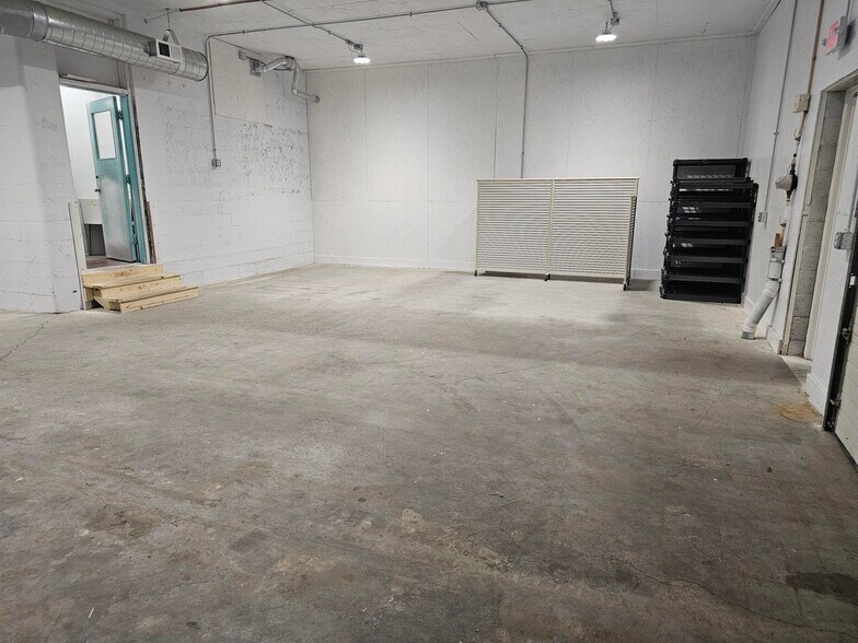 More Photos Of 321 W Clifton St, Tomah General Retail For Sale