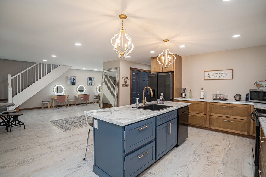 More Photos Of 15165 Main St, Buchanan Theater Concert Hall For Sale