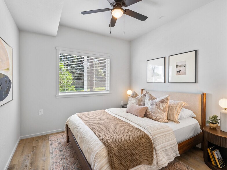 More Photos Of 4202 NE Morrow Rd, Vancouver Apartments For Sale