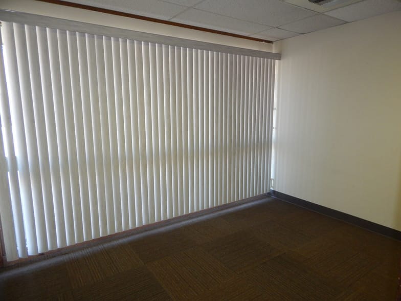 More Photos Of 6050 20th St E, Fife Office For Lease