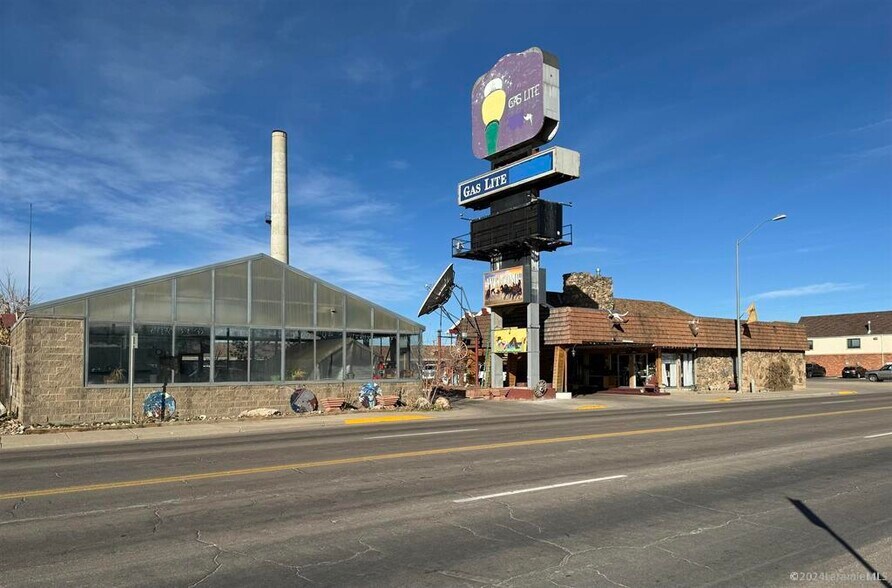 More Photos Of 960 N 3rd St, Laramie Hotel For Sale