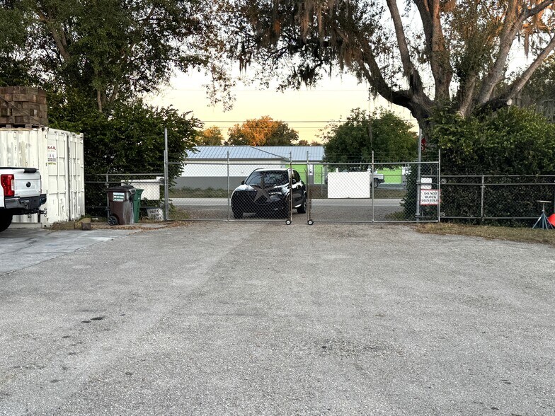 More Photos Of 1245 River Rd, N Fort Myers Industrial For Sale