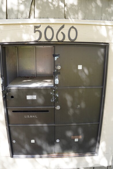 More Photos Of 5060 Sunrise Blvd, Fair Oaks Loft Creative Space For Sale