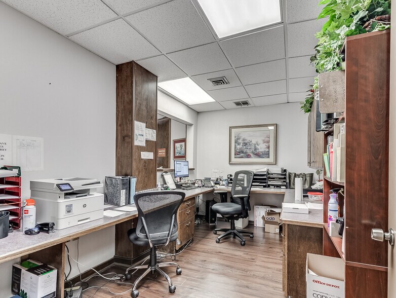 More Photos Of 325 Dean A Mcgee Ave, Oklahoma City Office For Sale