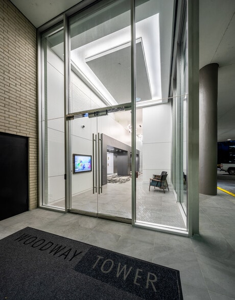 More Photos Of 4900 Woodway Dr, Houston Office For Lease