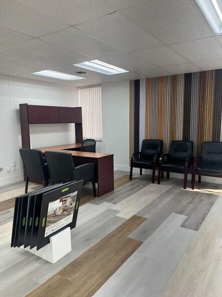 More Photos Of 287-289 E Oakland Park Blvd, Oakland Park Office For Lease