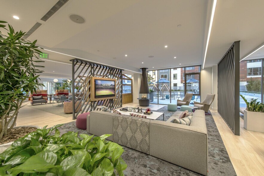 More Photos Of 190 Pleasant St, Malden Apartments For Lease