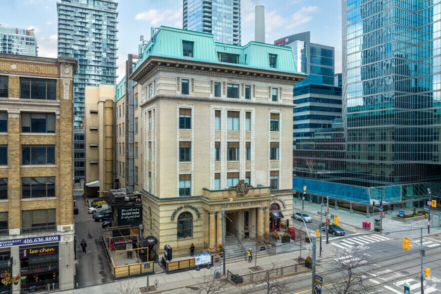 More Photos Of 212 King St W, Toronto Coworking Space