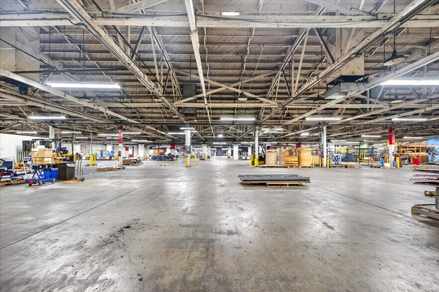 More Photos Of 1121 Annadale Ave, Sanger Refrigeration Cold Storage For Lease