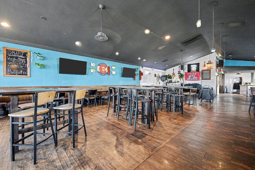 More Photos Of 3109 Federal Blvd, Denver Restaurant For Sale