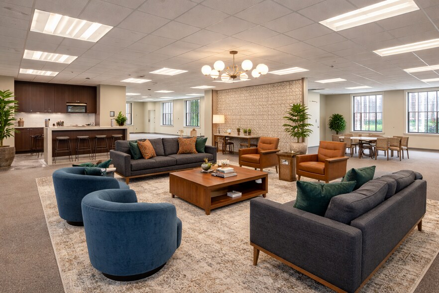 More Photos Of 202 N Duke St, Lancaster Office For Sale