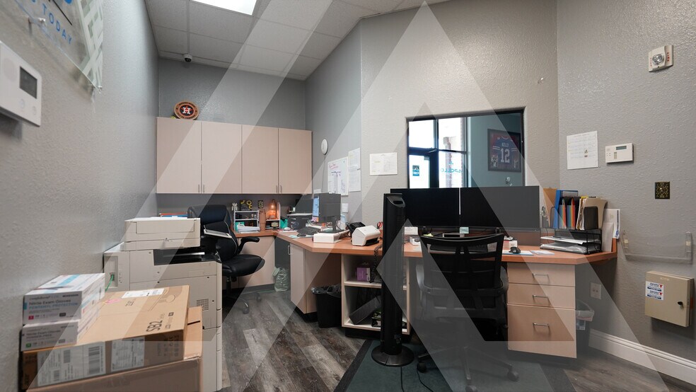 More Photos Of 2404 Smith Ranch Rd, Pearland Medical For Lease