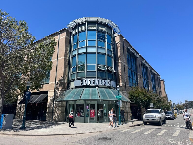 More Photos Of 1200 Pacific Ave, Santa Cruz Office For Lease