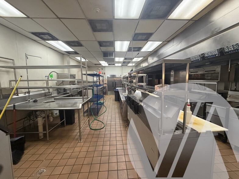 More Photos Of 201-203 E Washington St, Ann Arbor Storefront For Sale