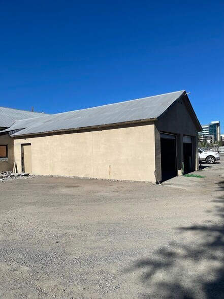 More Photos Of 1765 Lewis St, Reno Service For Lease