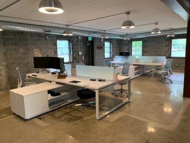 More Photos Of 2075 E 14 Mile Rd, Birmingham Loft Creative Space For Lease