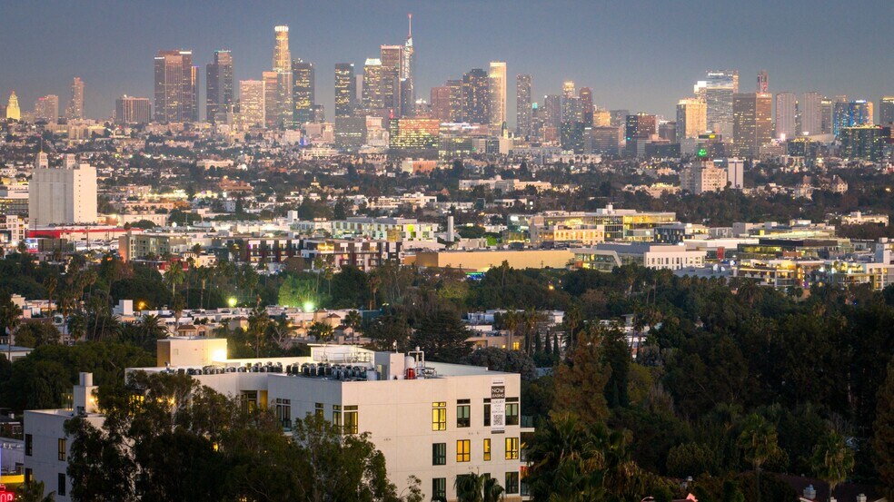 More Photos Of 1511 N Fairfax Ave, Los Angeles Apartments For Lease