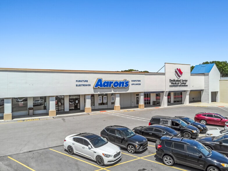 More Photos Of 2200-2296 Morse Rd, Columbus Unknown For Lease